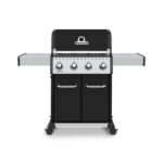 Broil King Baron 420 PRO Gas Grill Front View Closed