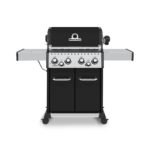 Broil King Baron 420 PRO Gas Grill Front View Closed