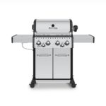 Broil King Baron S490 PRO IR Gas Grill Front View Closed