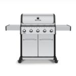 Broil King Baron S520 PRO IR Gas Grill Front View Closed