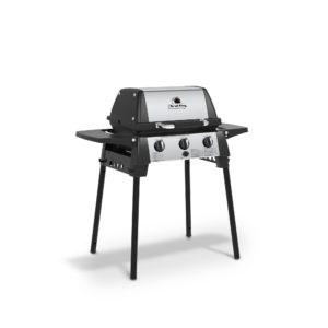 Broil King Porta Chef 320 Side View 2 Closed