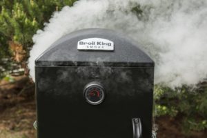 Broil King Smoke Vertical Smoker Smoke