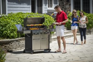 Broil King Baron S590 PRO IR Lifestyle