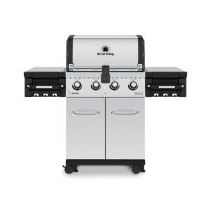 Broil King Regal S420 PRO Front View Closed