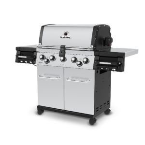 Broil King Regal S590 PRO Side View 1 Closed