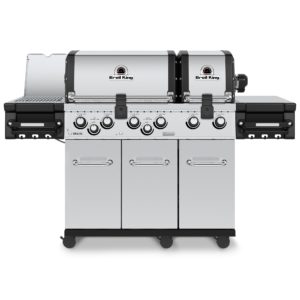 Broil King Regal S690 PRO IR Front View Closed