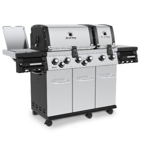 Broil King Regal S690 PRO IR Side View 2 Closed